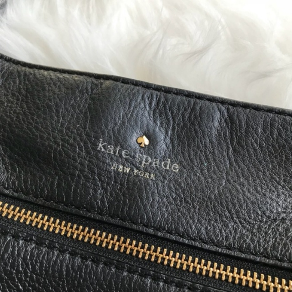 Kate Spade Cobble Hill Crossbody - Picture 3 of 7